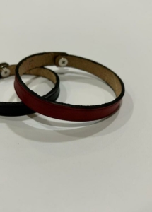 Maeliss-Riou-Emma-Bauzerand-bracelets-cuir-serie-1